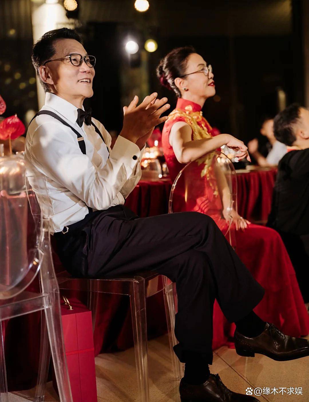 异2次前夫甘愿为她改姓离婚真实原因曝光!j9九游会真人游戏第一李国庆新婚妻子:离(图3) 异2次前夫甘愿为她改姓离婚真实原因曝光!j9九游会真人游戏第一李国庆新婚妻子:离(图3)