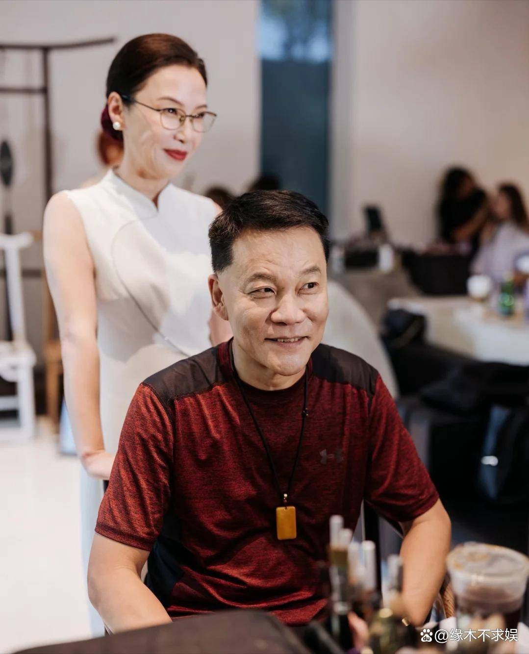 异2次前夫甘愿为她改姓离婚真实原因曝光!j9九游会真人游戏第一李国庆新婚妻子:离(图6) 异2次前夫甘愿为她改姓离婚真实原因曝光!j9九游会真人游戏第一李国庆新婚妻子:离(图6)